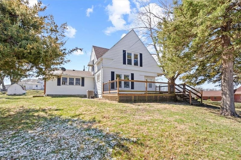 203 Main St, De Kalb, MO 64440