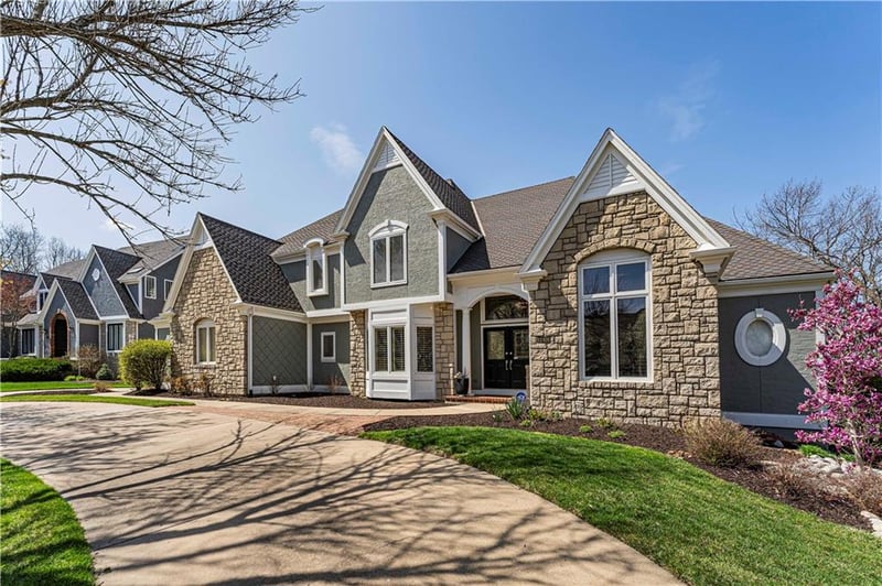 13816 Goodman St, Overland Park, KS 66223