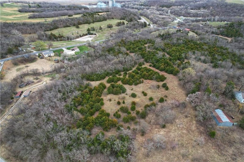 6898 Sherman Rd, Atchison, KS 66002