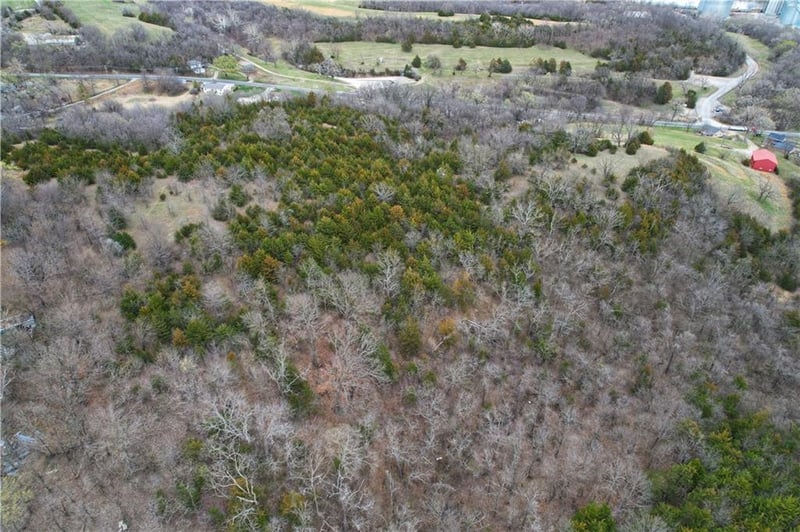 6898 Sherman Rd, Atchison, KS 66002
