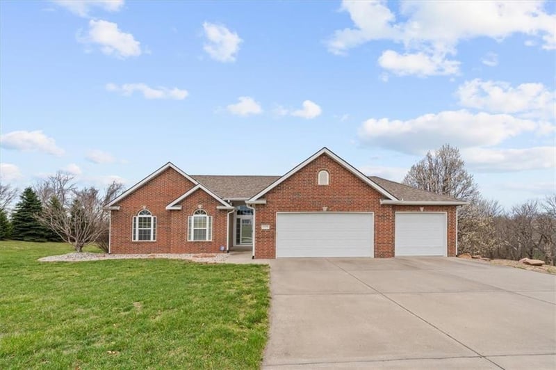 13370 Running Horse Rd, Platte City, MO 64079