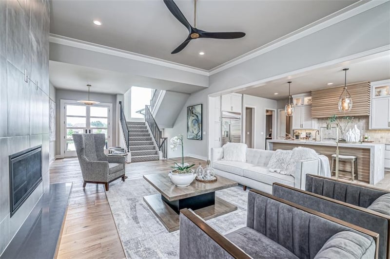 17108 Oakmont St, Overland Park, KS 66221