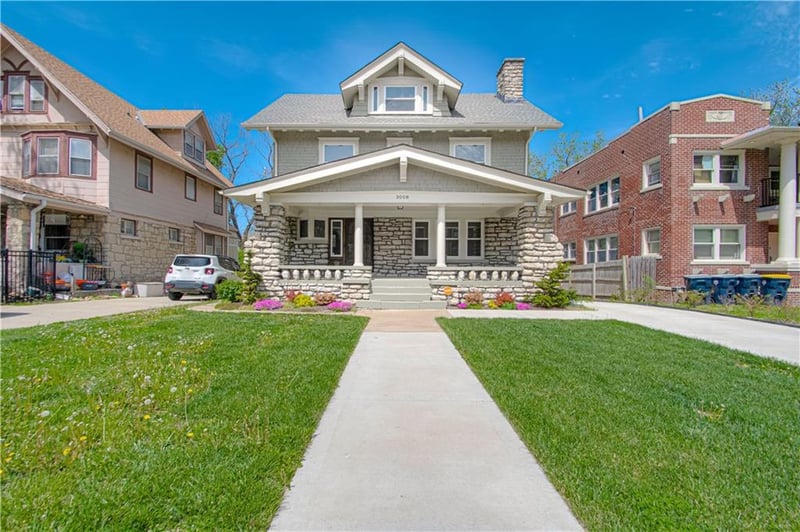 3008 E Linwood Blvd, Kansas City, MO 64128