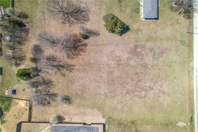 N 16th St, Louisburg, KS 66053