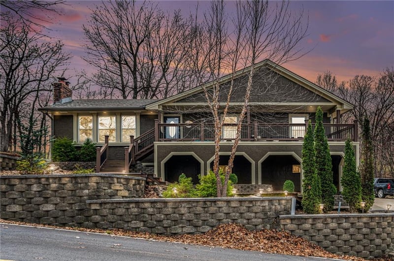 60 W St, Lee's Summit, MO 64086