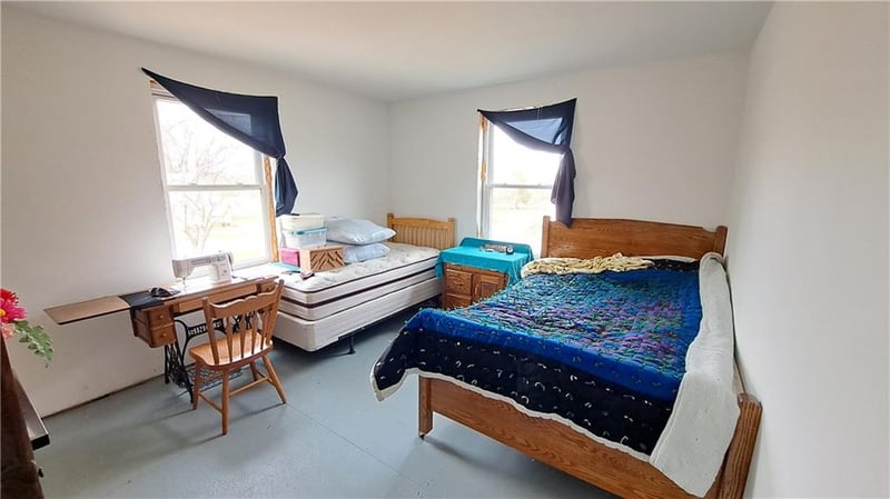 1034 Traders Ave, Fall River, KS 67047
