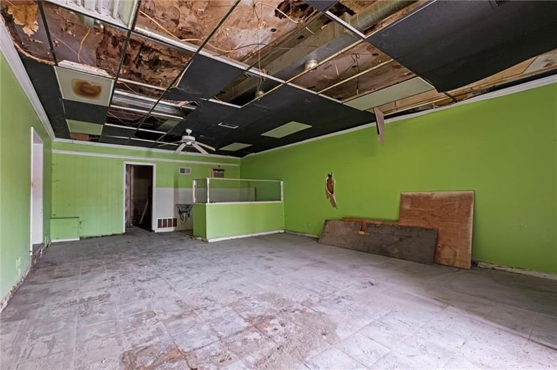 1308 63rd St, Kansas City, MO 64110