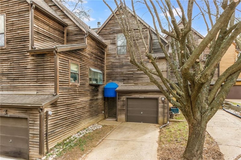 4908 NW Barry Rd, Kansas City, MO 64154