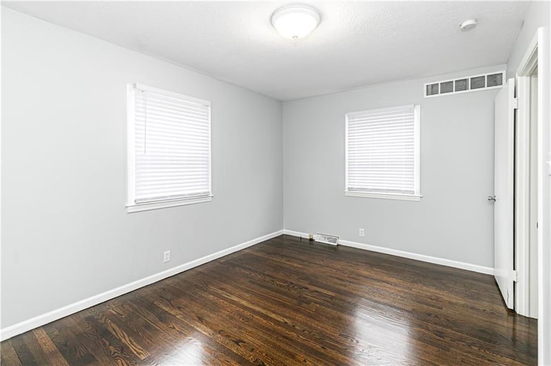 4706 Kimball Ave, Kansas City, KS 66104