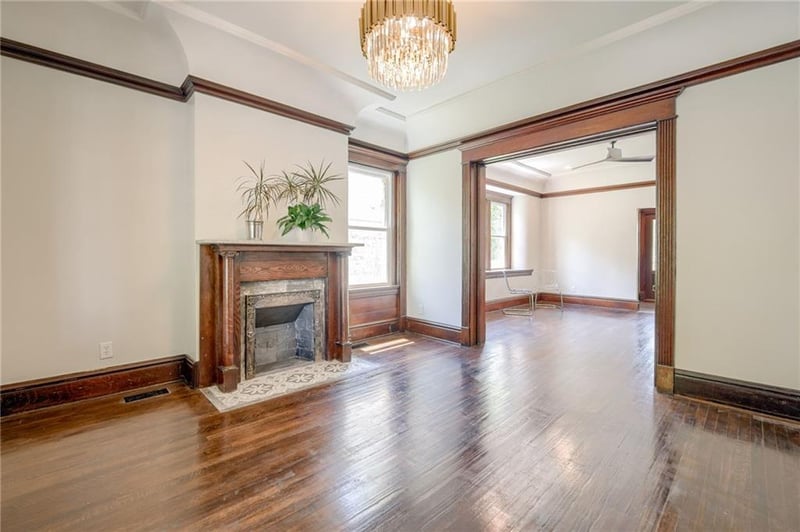 2524 Benton Blvd, Kansas City, MO 64127