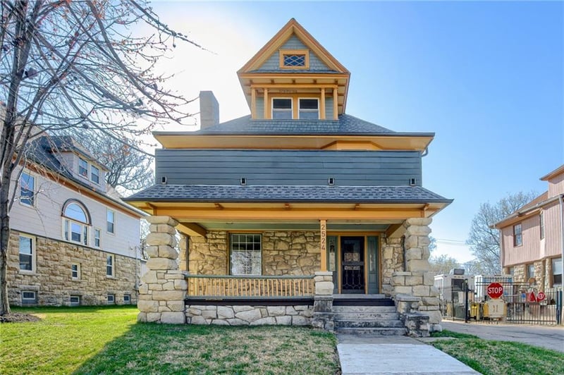 2524 Benton Blvd, Kansas City, MO 64127