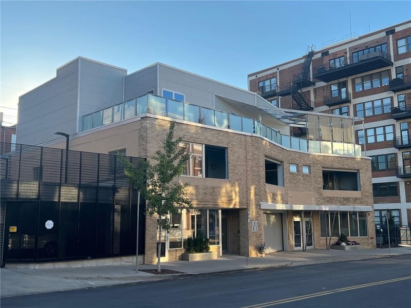 1515 Walnut St, Kansas City, MO 64108