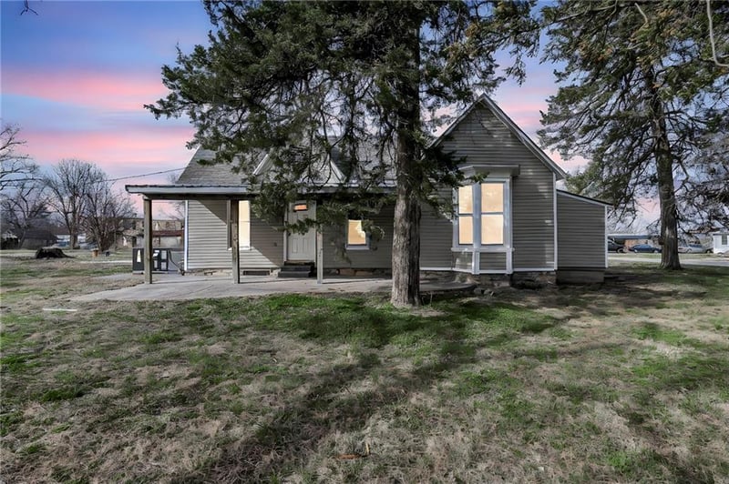 134 S Main St, Greeley, KS 66033