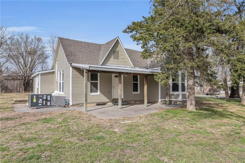 134 S Main St, Greeley, KS 66033