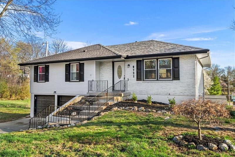 8721 E 57th Ter, Kansas City, MO 64129