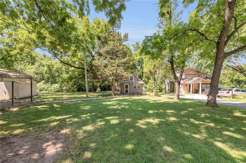 8836 N Main St, Kansas City, MO 64155