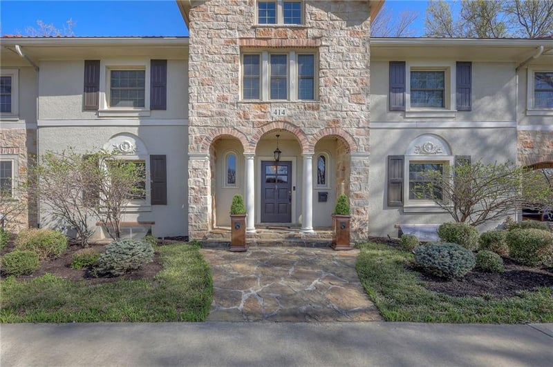 414 W 58th St, Kansas City, MO 64113