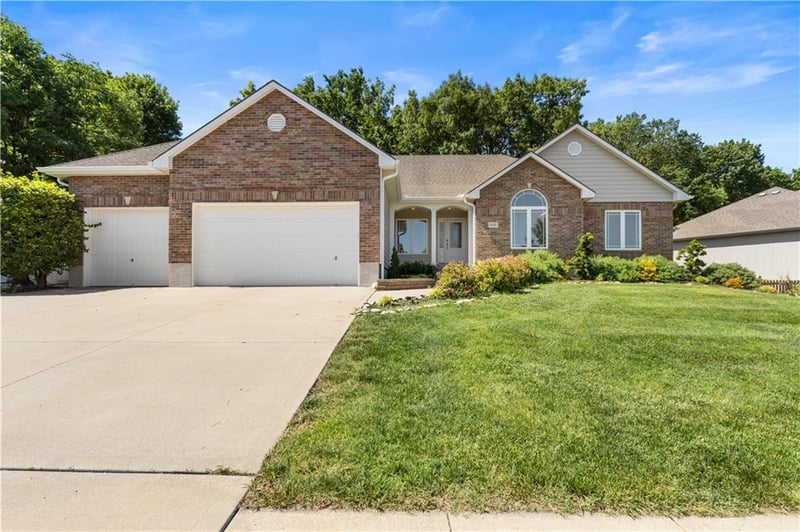 14319 E 96 St, Kansas City, MO 64139