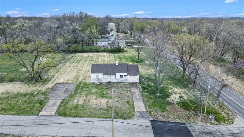 626 E 127th St, Kansas City, MO 64145