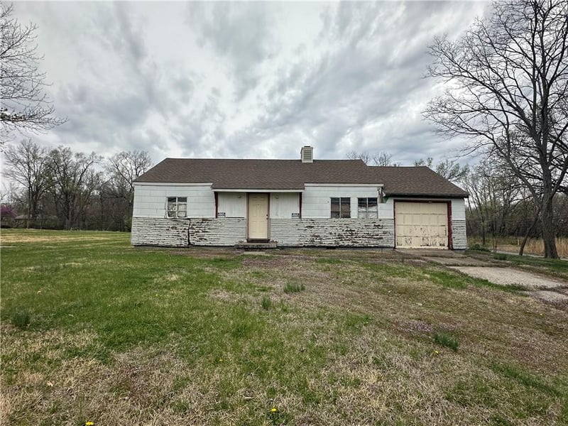 626 E 127th St, Kansas City, MO 64145