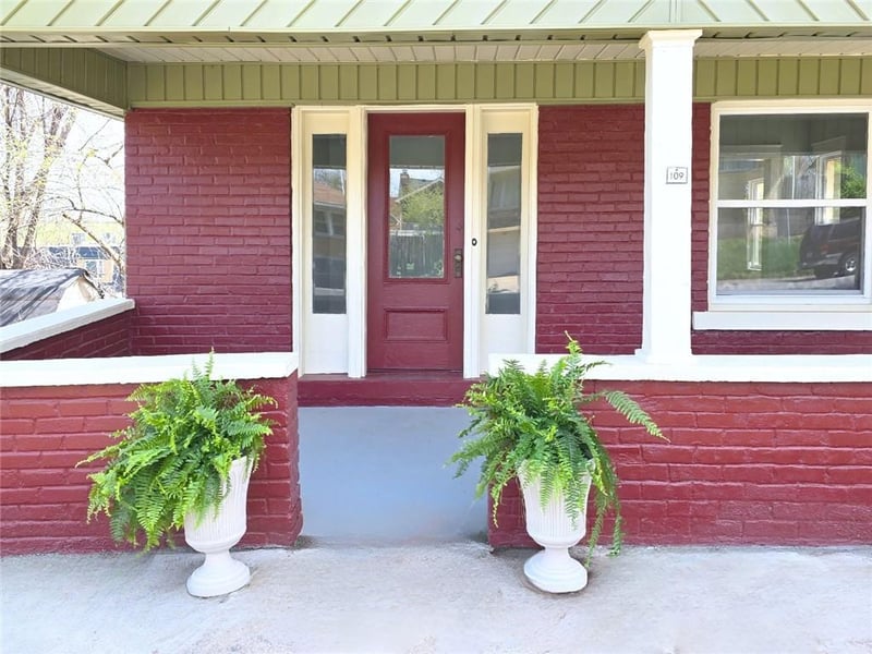 109 Garfield Pl, Kansas City, MO 64124