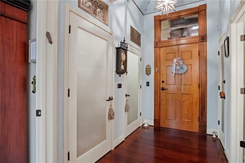 612 Central St #501-502, Kansas City, MO 64105