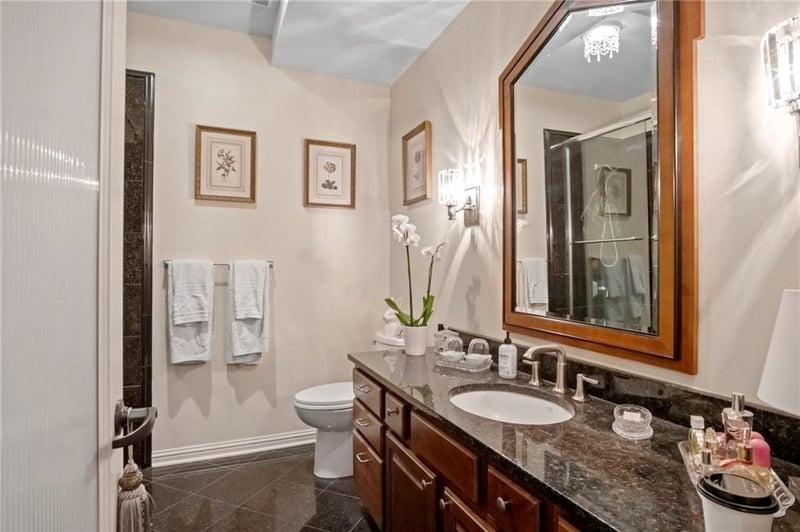 612 Central St #501-502, Kansas City, MO 64105