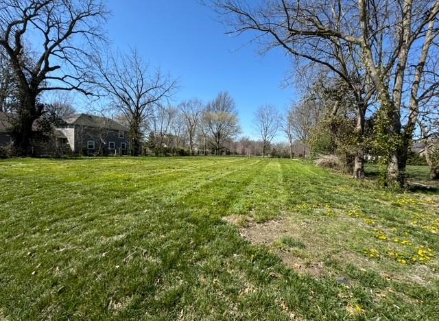 15460 Quivira Rd, Overland Park, KS 66221