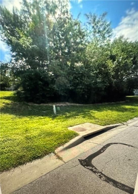 6201 Upper Wood Rd, Lee's Summit, MO 64064