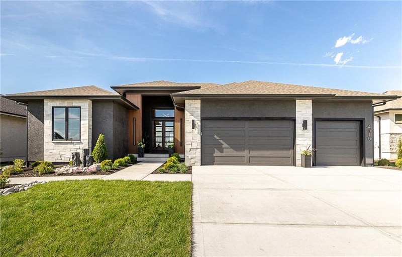 4603 136th St, Leawood, KS 66224