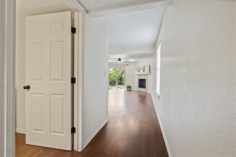 15411 E 48th St, Kansas City, MO 64136