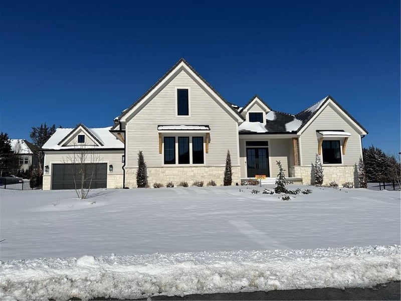 17216 Goddard St, Overland Park, KS 66221