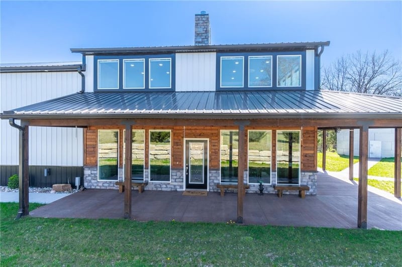 9016 SE 69 Hw, Cameron, MO 64429