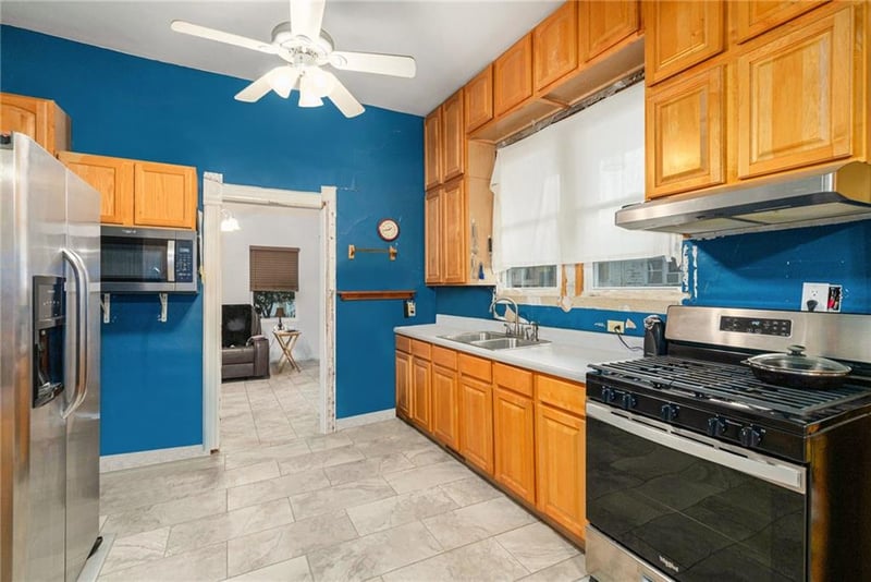 705 6th St, Trenton, MO 64683
