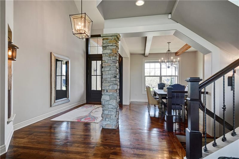 10418 W 168th Ter, Overland Park, KS 66062