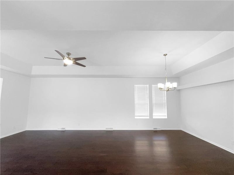 12207 N Pomona Ave, Kansas City, MO 64163