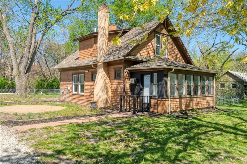 13318 Locust St, Kansas City, MO 64145