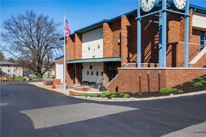 1900 Belt Hw, St Joseph, MO 64506
