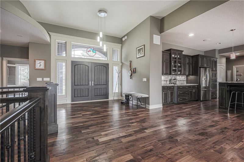 5713 Charlotte St, Shawnee, KS 66216