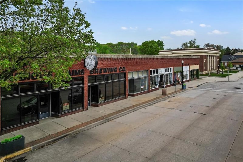 453-463 Thompson Ave, Excelsior Springs, MO 64024