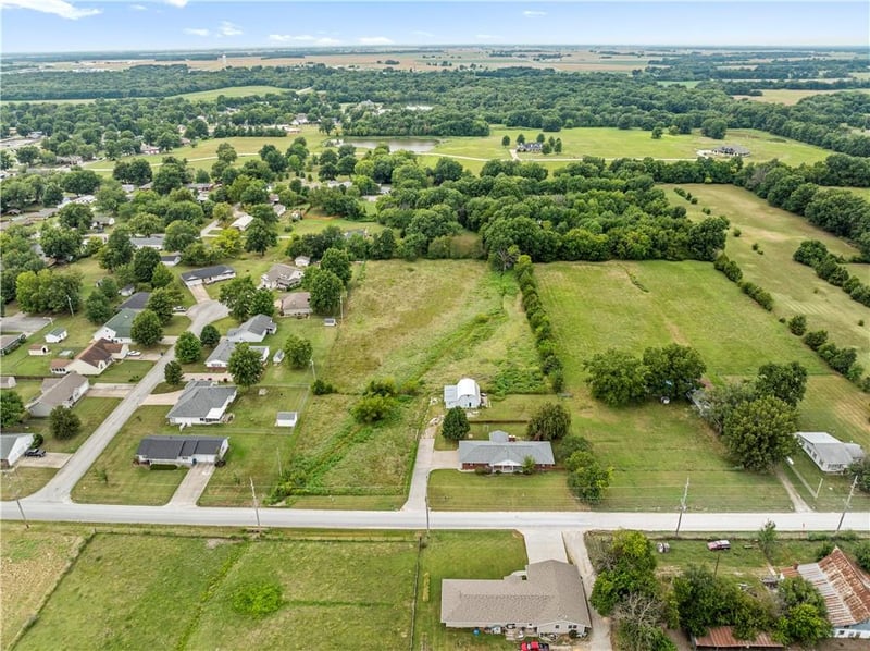 403 N Truman St, Lamar, MO 64759