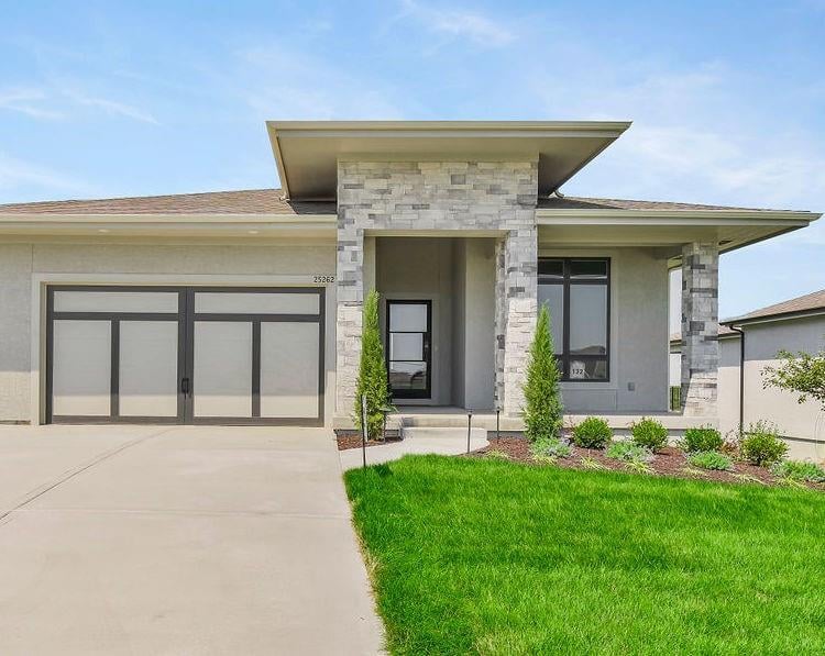 16159 Kaw St, Olathe, KS 66062