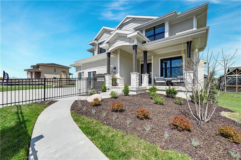 15412 161st Ter, Olathe, KS 66062