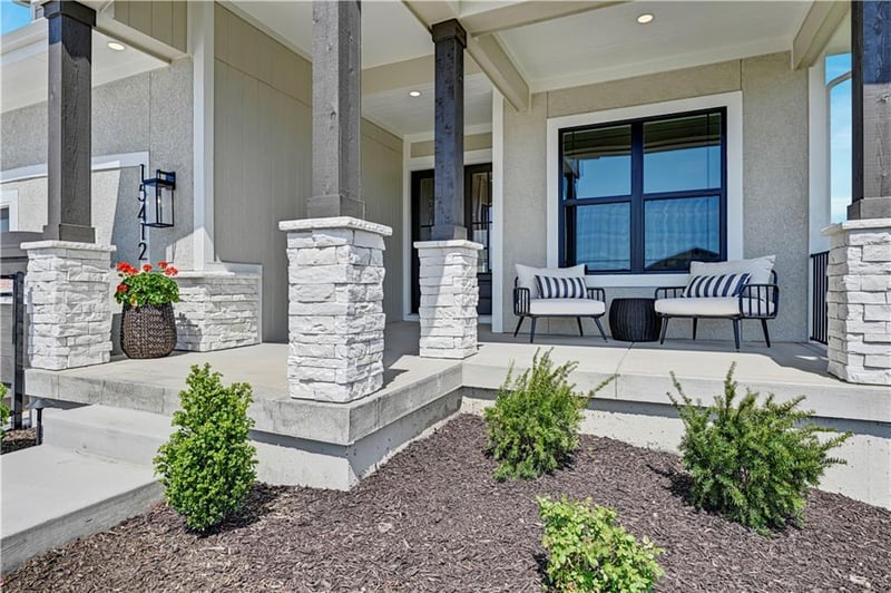 15412 161st Ter, Olathe, KS 66062