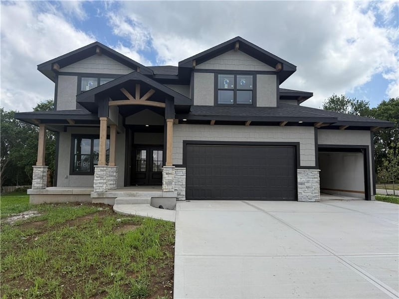 15381 162nd St, Olathe, KS 66062