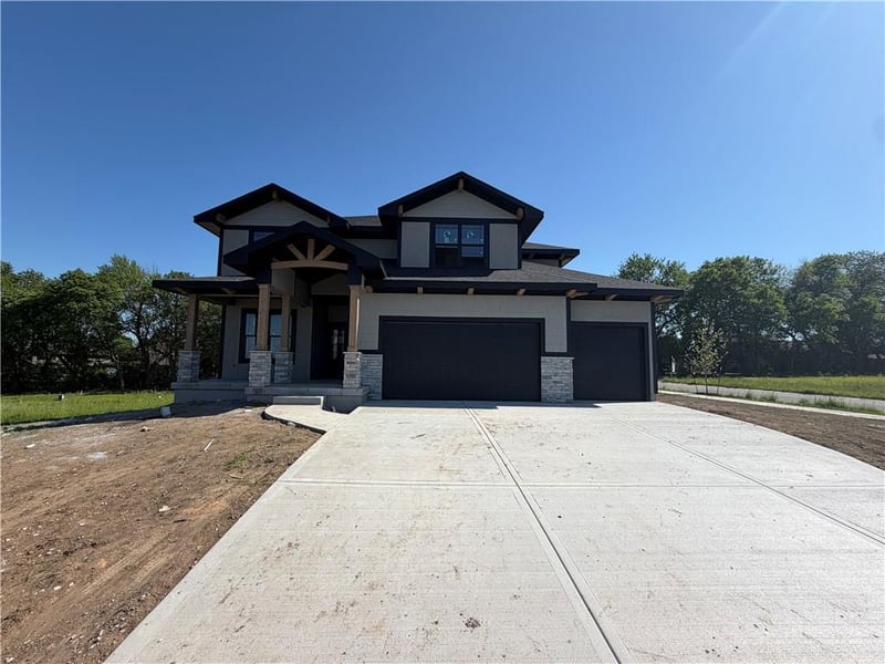 15381 162nd St, Olathe, KS 66062