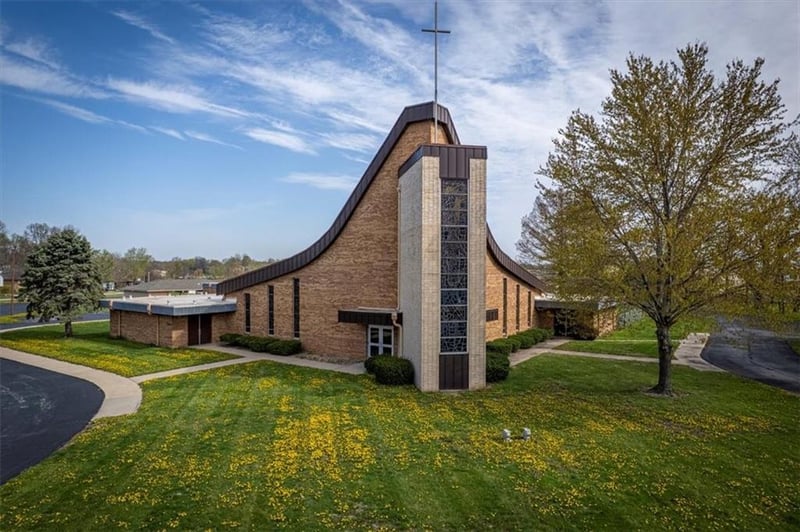 17200 39th St, Independence, MO 64055