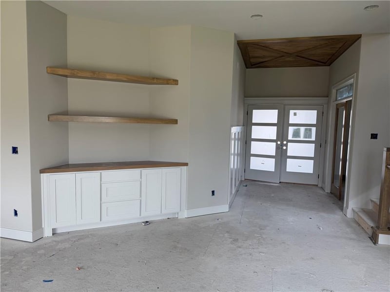 15291 161st Ter, Olathe, KS 66062