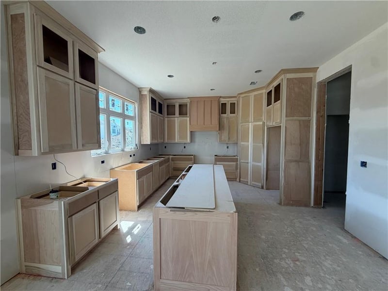 15291 161st Ter, Olathe, KS 66062