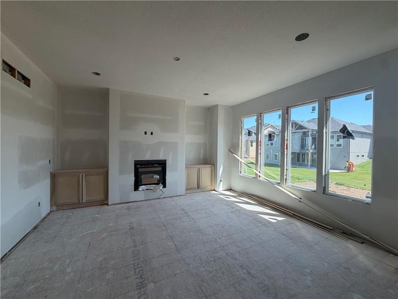 15291 161st Ter, Olathe, KS 66062